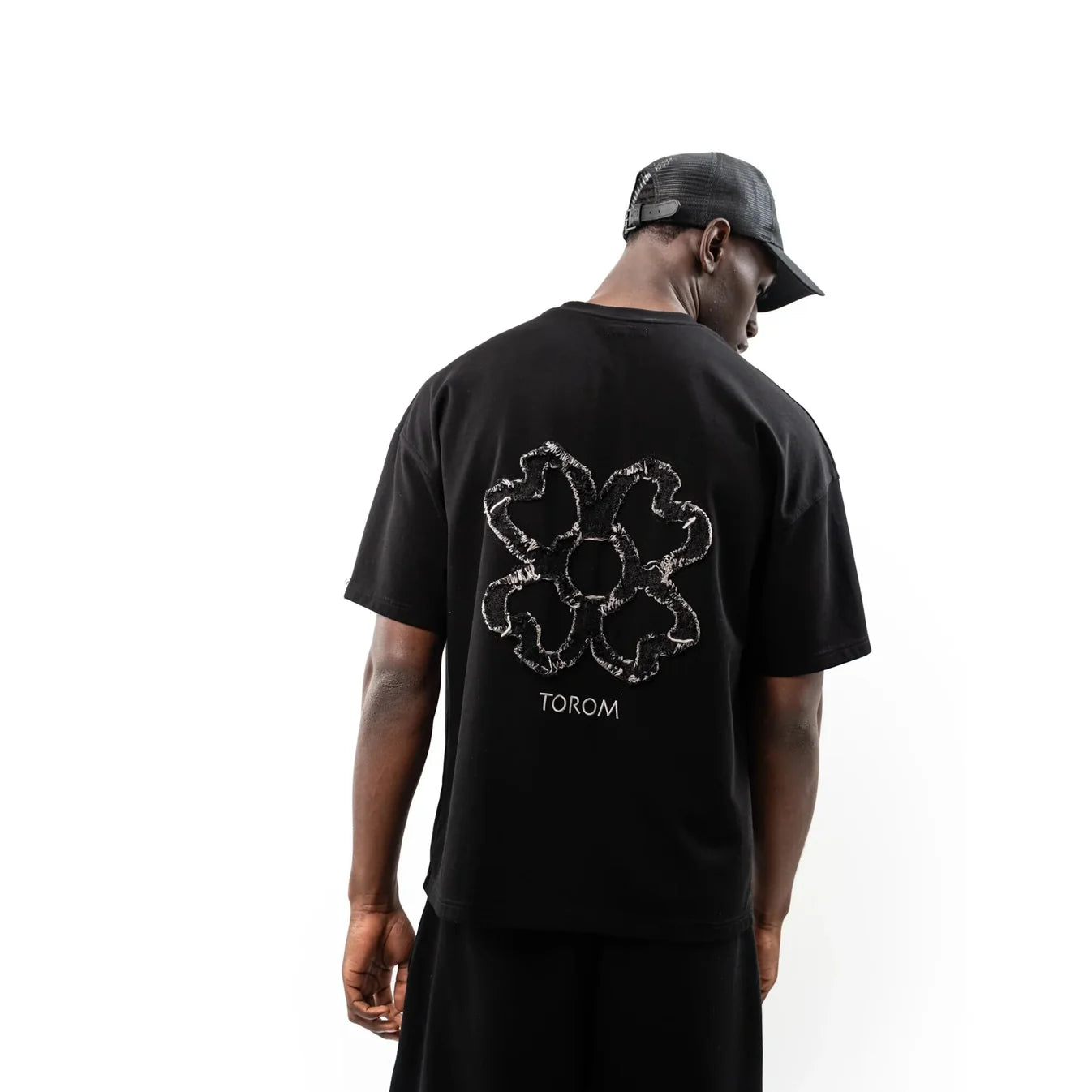 Croonly™ - Torom Black T-shirt