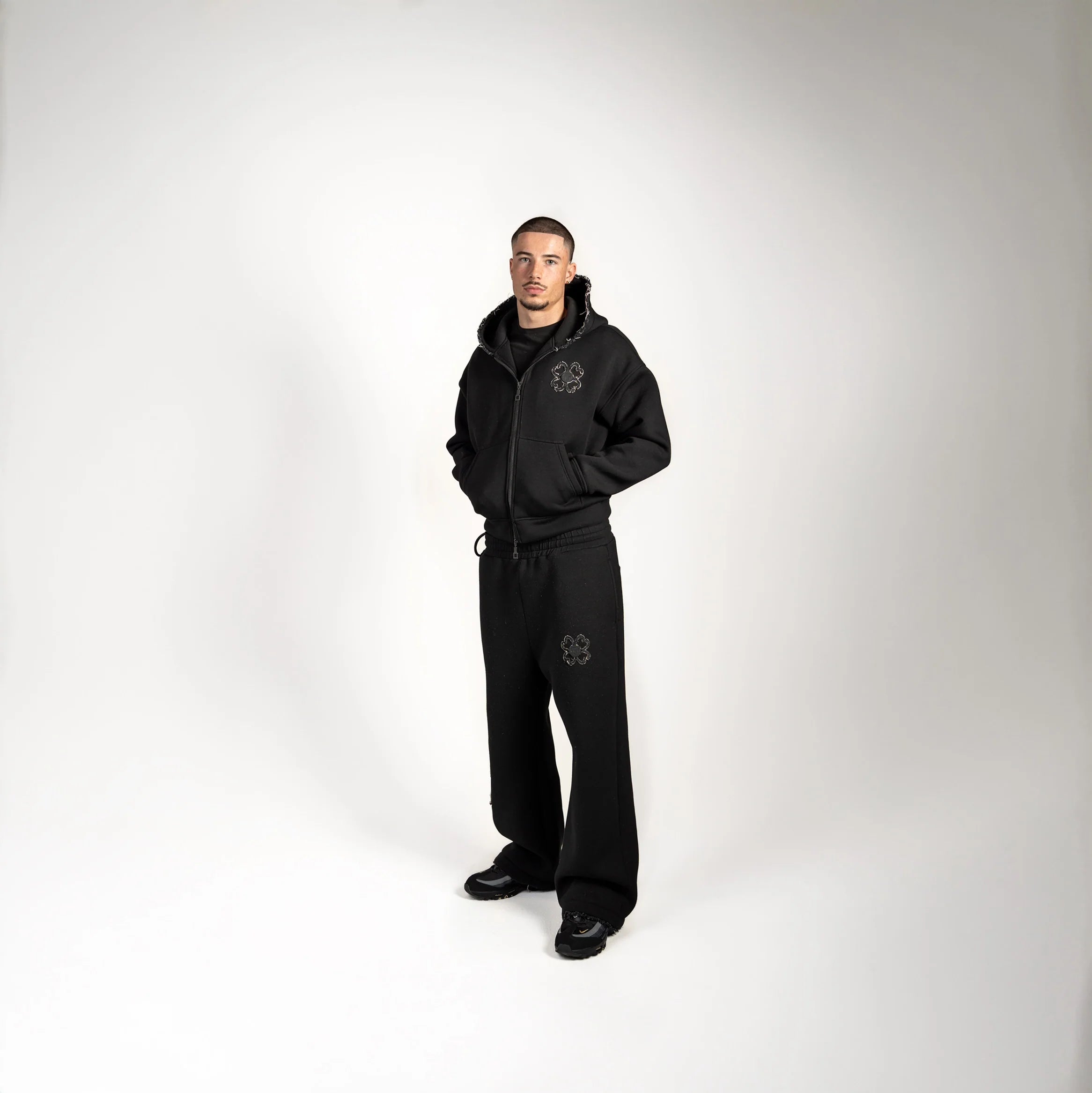 Croonly™ - Torom Black jasje